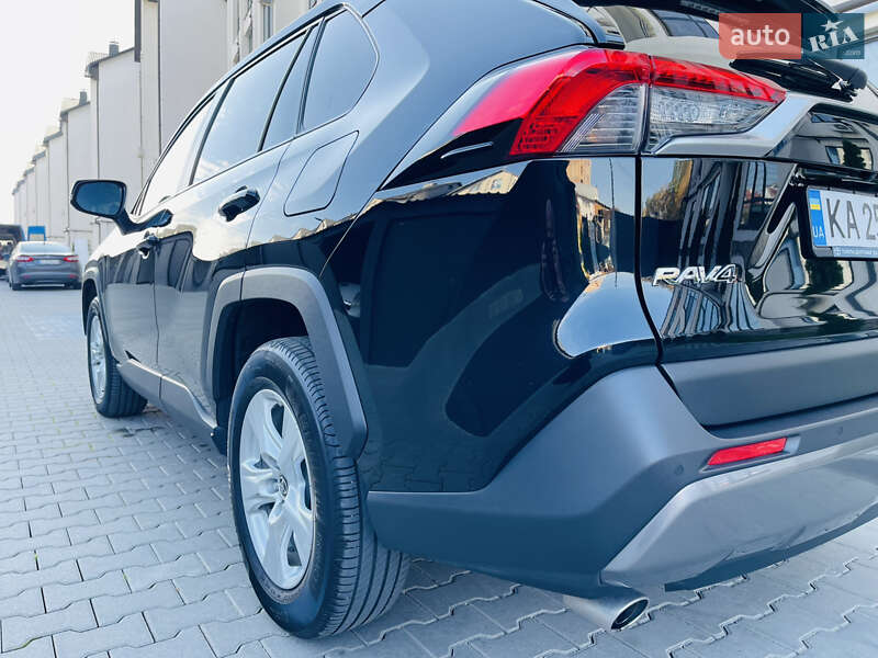 Внедорожник / Кроссовер Toyota RAV4 2021 в Черновцах фото 13 Внедорожник / Кроссовер Toyota RAV4 2021 в Черновцах