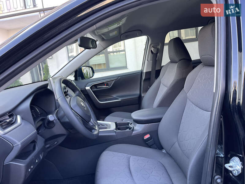 Внедорожник / Кроссовер Toyota RAV4 2021 в Черновцах фото 41 Внедорожник / Кроссовер Toyota RAV4 2021 в Черновцах