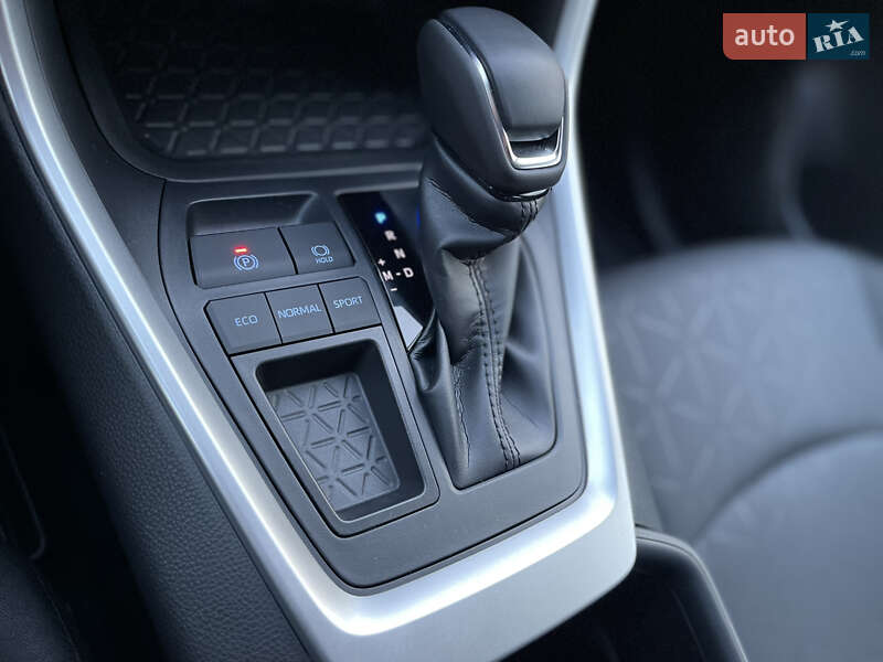 Внедорожник / Кроссовер Toyota RAV4 2021 в Черновцах фото 77 Внедорожник / Кроссовер Toyota RAV4 2021 в Черновцах