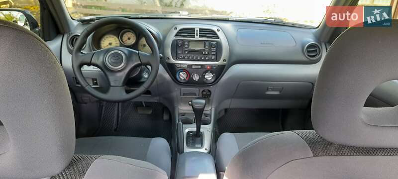 Внедорожник / Кроссовер Toyota RAV4 2002 в Одессе