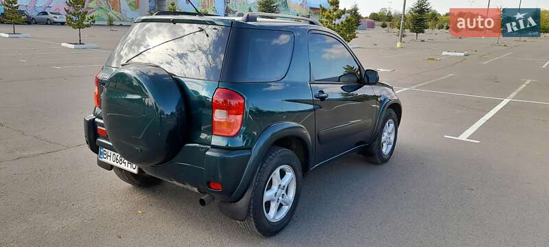 Внедорожник / Кроссовер Toyota RAV4 2002 в Одессе