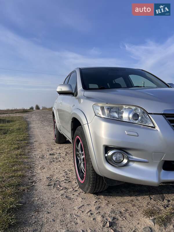 Позашляховик / Кросовер Toyota RAV4 2012 в Рівному фото 6 Позашляховик / Кросовер Toyota RAV4 2012 в Рівному