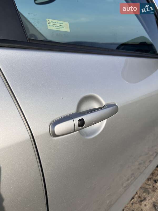 Позашляховик / Кросовер Toyota RAV4 2012 в Рівному фото 39 Позашляховик / Кросовер Toyota RAV4 2012 в Рівному