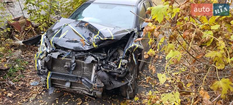 Позашляховик / Кросовер Toyota RAV4 2015 в Харкові фото 4 Позашляховик / Кросовер Toyota RAV4 2015 в Харкові