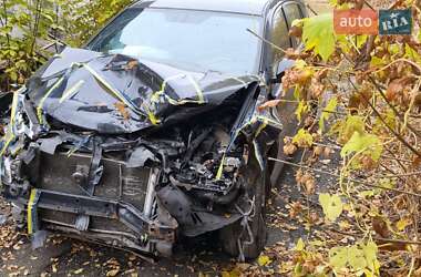 Внедорожник / Кроссовер Toyota RAV4 2015 в 