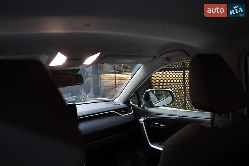 Внедорожник / Кроссовер Toyota RAV4 2023 в Луцке фото 26 Внедорожник / Кроссовер Toyota RAV4 2023 в Луцке