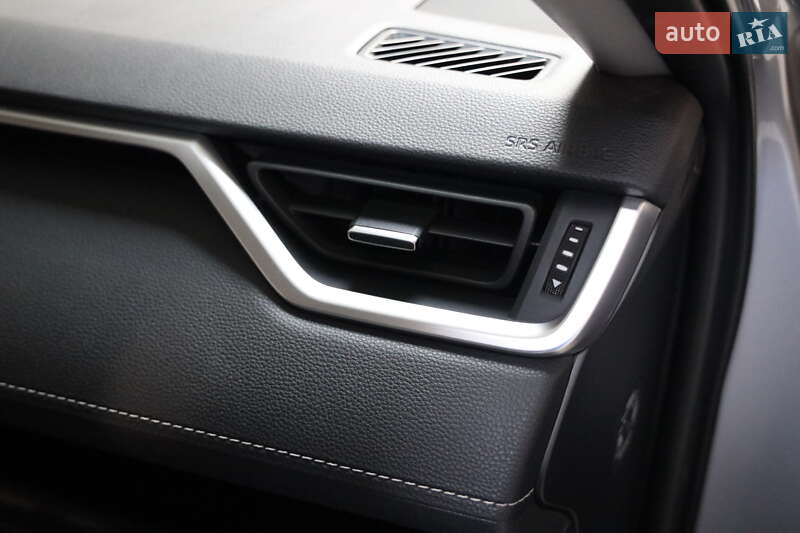 Внедорожник / Кроссовер Toyota RAV4 2023 в Луцке фото 35 Внедорожник / Кроссовер Toyota RAV4 2023 в Луцке