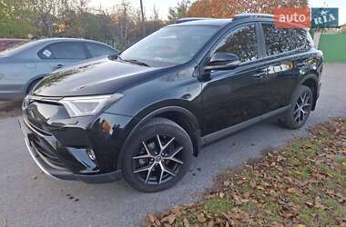 Внедорожник / Кроссовер Toyota RAV4 2017 в Виннице