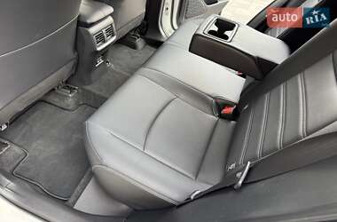 Внедорожник / Кроссовер Toyota RAV4 2023 в 
