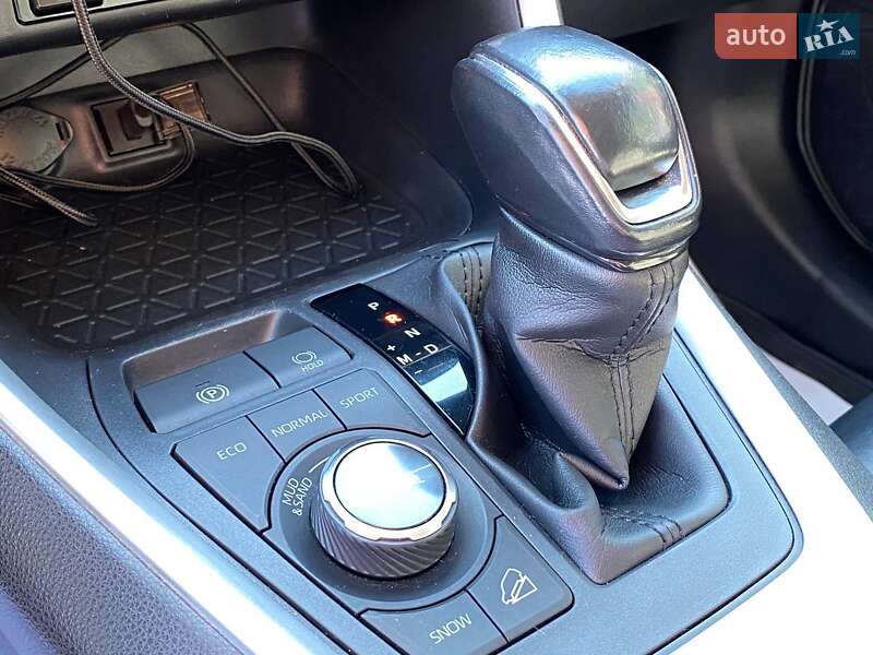 Внедорожник / Кроссовер Toyota RAV4 2020 в Львове фото 21 Внедорожник / Кроссовер Toyota RAV4 2020 в Львове