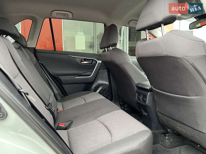 Позашляховик / Кросовер Toyota RAV4 2023 в Вінниці фото 12 Позашляховик / Кросовер Toyota RAV4 2023 в Вінниці