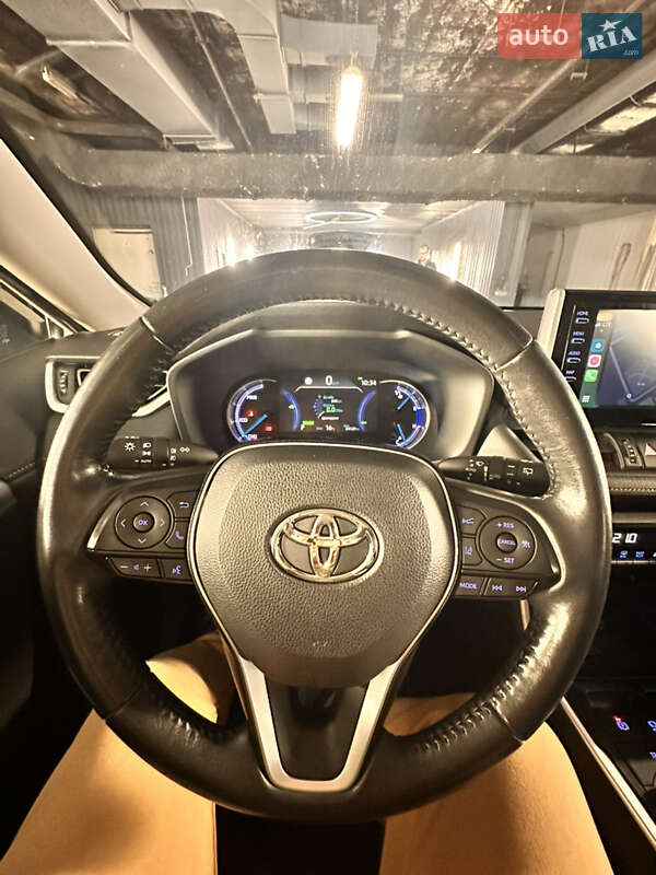 Позашляховик / Кросовер Toyota RAV4 2019 в Києві