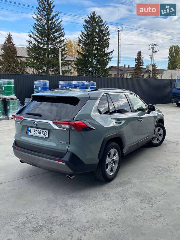 Внедорожник / Кроссовер Toyota RAV4 2018 в Броварах