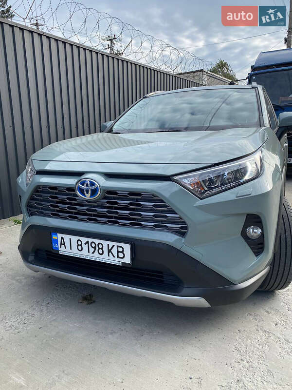 Внедорожник / Кроссовер Toyota RAV4 2018 в Броварах