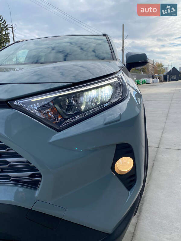 Внедорожник / Кроссовер Toyota RAV4 2018 в Броварах