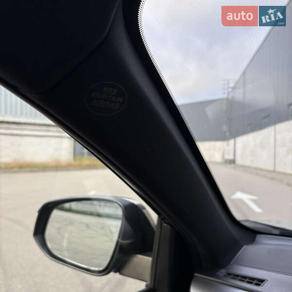 Внедорожник / Кроссовер Toyota RAV4 2017 в Киеве