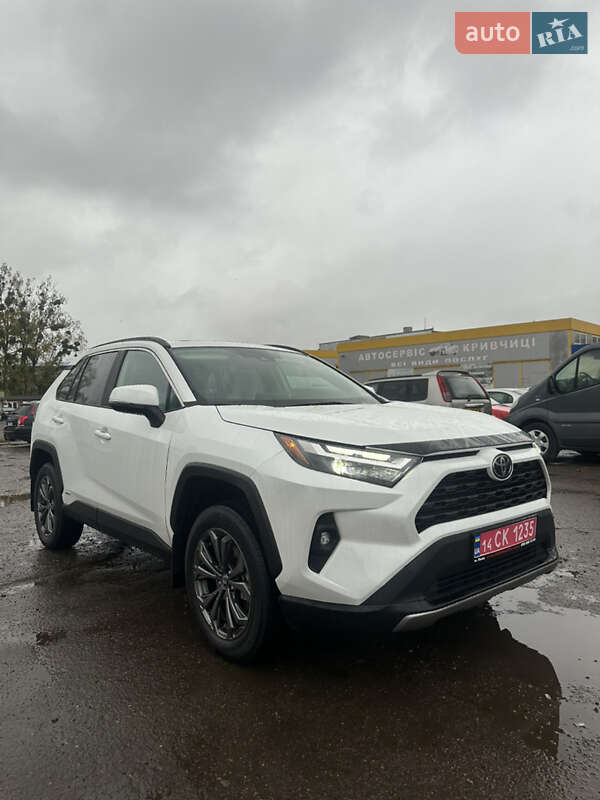 Внедорожник / Кроссовер Toyota RAV4 2025 в Львове фото Внедорожник / Кроссовер Toyota RAV4 2025 в Львове