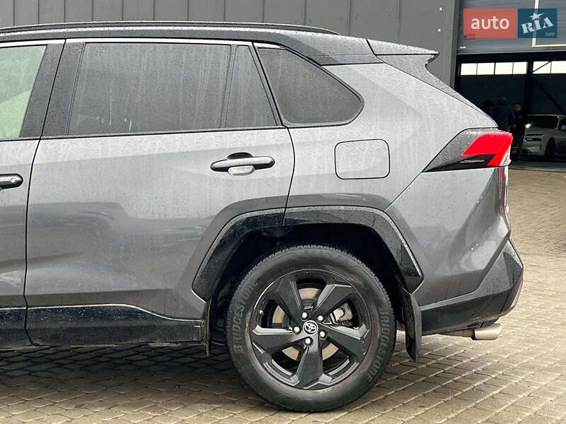 Внедорожник / Кроссовер Toyota RAV4 2019 в Львове фото 5 Внедорожник / Кроссовер Toyota RAV4 2019 в Львове