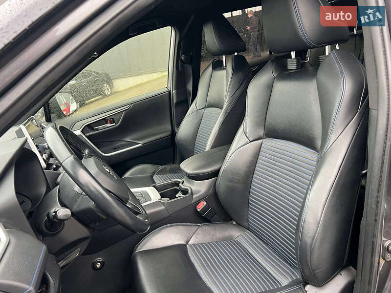 Внедорожник / Кроссовер Toyota RAV4 2019 в Львове фото 19 Внедорожник / Кроссовер Toyota RAV4 2019 в Львове