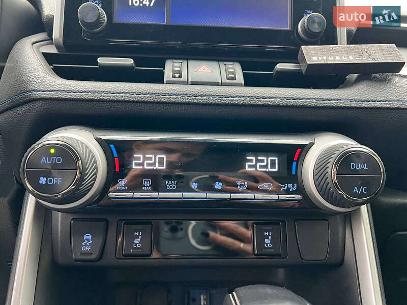 Внедорожник / Кроссовер Toyota RAV4 2019 в Львове фото 30 Внедорожник / Кроссовер Toyota RAV4 2019 в Львове