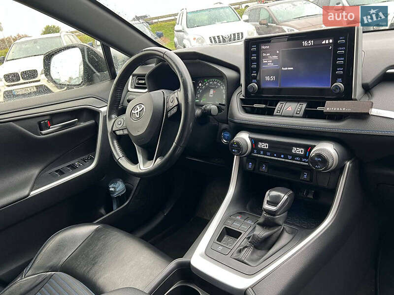 Внедорожник / Кроссовер Toyota RAV4 2019 в Львове фото 41 Внедорожник / Кроссовер Toyota RAV4 2019 в Львове