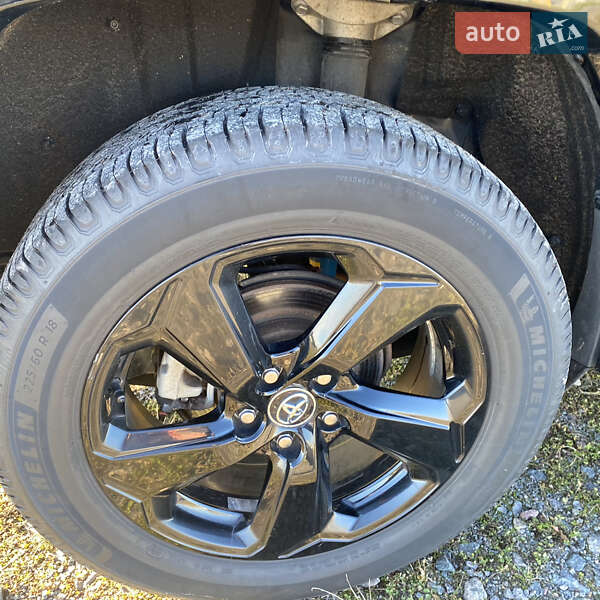 Внедорожник / Кроссовер Toyota RAV4 2020 в Львове фото 13 Внедорожник / Кроссовер Toyota RAV4 2020 в Львове