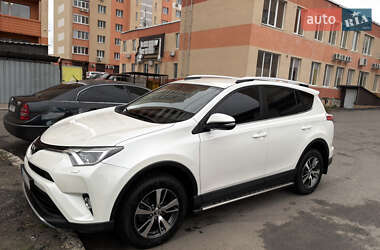 Позашляховик / Кросовер Toyota RAV4 2016 в Харкові