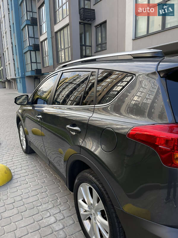 Внедорожник / Кроссовер Toyota RAV4 2014 в Днепре фото 4 Внедорожник / Кроссовер Toyota RAV4 2014 в Днепре