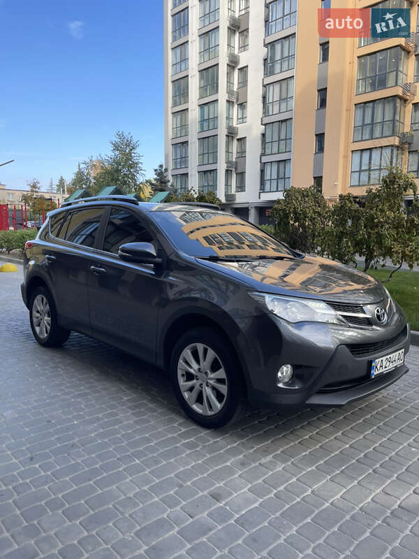 Внедорожник / Кроссовер Toyota RAV4 2014 в Днепре фото 8 Внедорожник / Кроссовер Toyota RAV4 2014 в Днепре