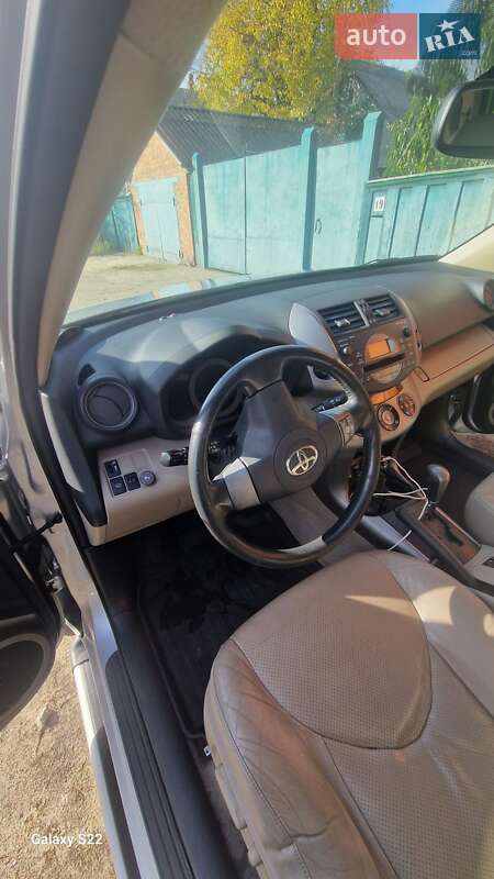 Внедорожник / Кроссовер Toyota RAV4 2008 в Лебедине