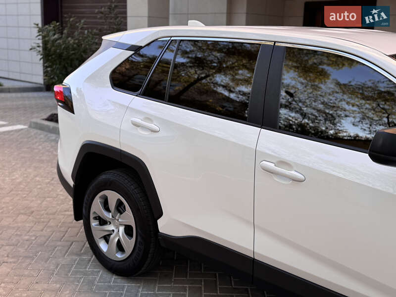 Внедорожник / Кроссовер Toyota RAV4 2022 в Одессе фото 11 Внедорожник / Кроссовер Toyota RAV4 2022 в Одессе