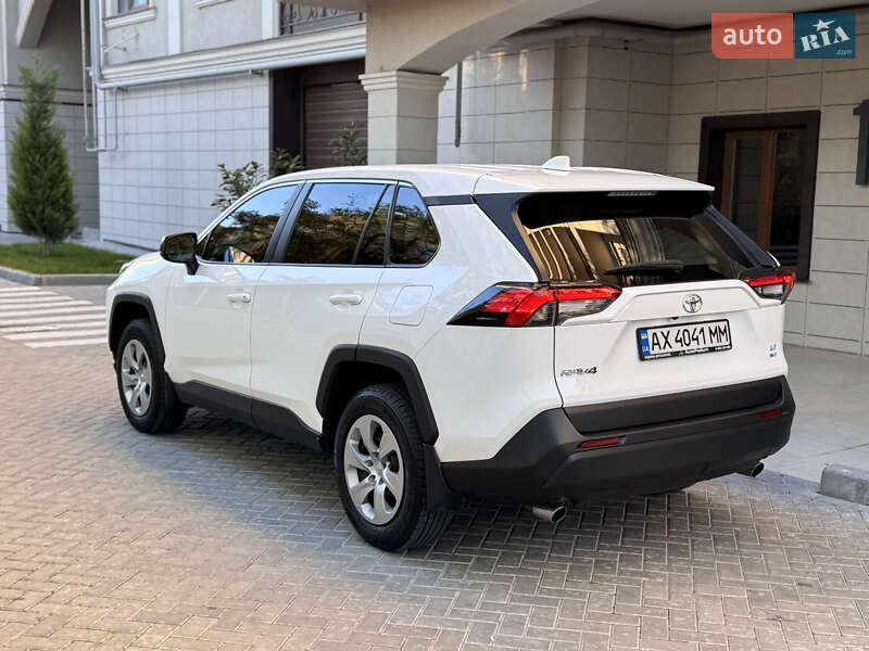 Внедорожник / Кроссовер Toyota RAV4 2022 в Одессе фото 29 Внедорожник / Кроссовер Toyota RAV4 2022 в Одессе
