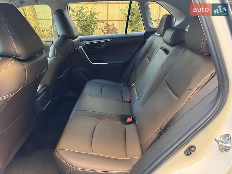 Внедорожник / Кроссовер Toyota RAV4 2022 в Одессе фото 47 Внедорожник / Кроссовер Toyota RAV4 2022 в Одессе