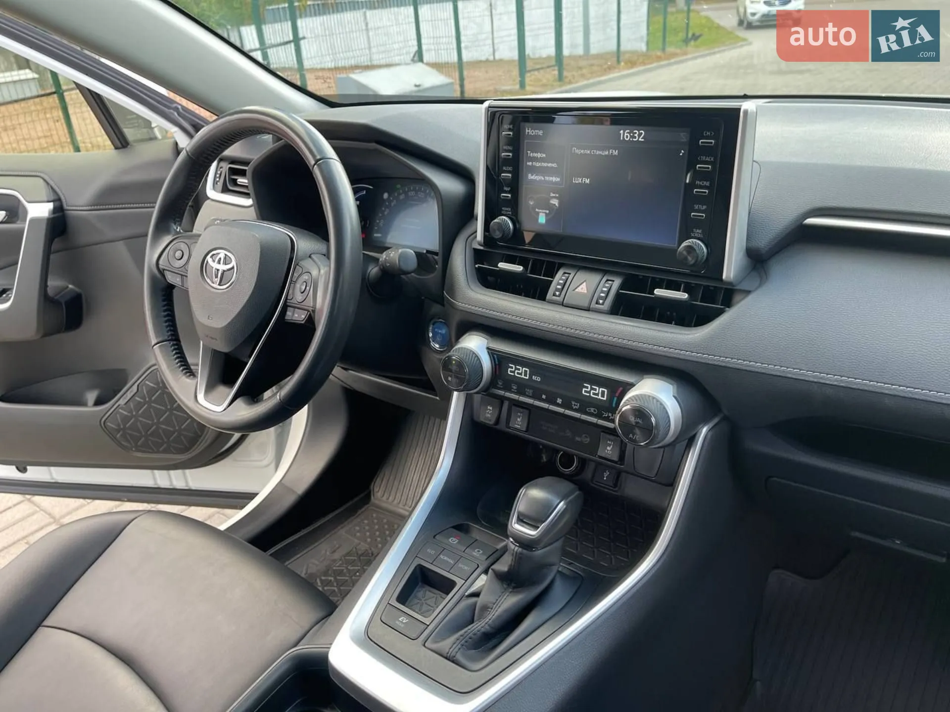 2020 Toyota RAV 4 - мініатюра 29