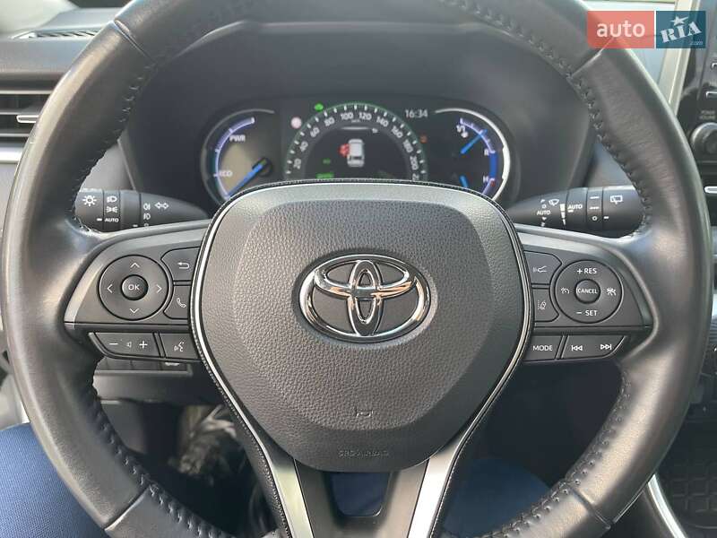 Внедорожник / Кроссовер Toyota RAV4 2020 в Житомире фото 39 Внедорожник / Кроссовер Toyota RAV4 2020 в Житомире