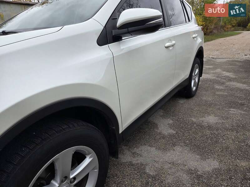 Внедорожник / Кроссовер Toyota RAV4 2013 в Каменском фото 4 Внедорожник / Кроссовер Toyota RAV4 2013 в Каменском