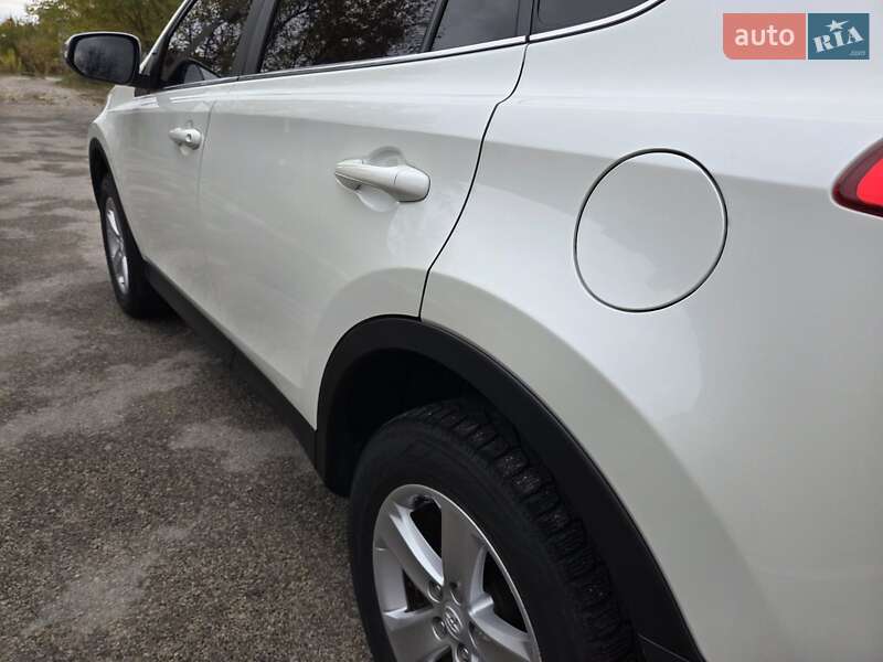 Внедорожник / Кроссовер Toyota RAV4 2013 в Каменском фото 7 Внедорожник / Кроссовер Toyota RAV4 2013 в Каменском