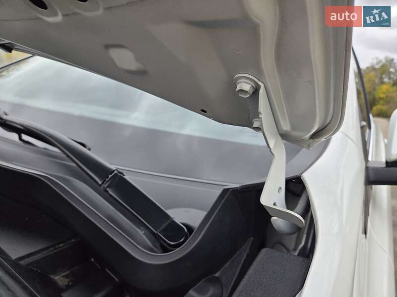 Внедорожник / Кроссовер Toyota RAV4 2013 в Каменском фото 13 Внедорожник / Кроссовер Toyota RAV4 2013 в Каменском