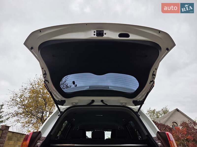 Внедорожник / Кроссовер Toyota RAV4 2013 в Каменском фото 37 Внедорожник / Кроссовер Toyota RAV4 2013 в Каменском