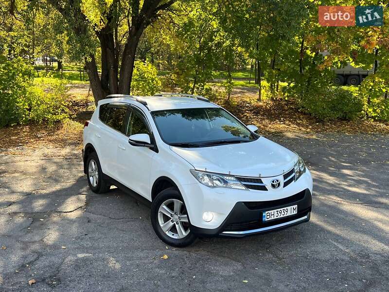 Внедорожник / Кроссовер Toyota RAV4 2014 в Одессе фото 12 Внедорожник / Кроссовер Toyota RAV4 2014 в Одессе
