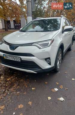 Внедорожник / Кроссовер Toyota RAV4 2016 в Одессе Внедорожник / Кроссовер Toyota RAV4 2016 в Одессе