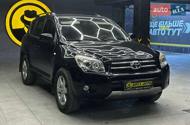 Внедорожник / Кроссовер Toyota RAV4 2007 в Черновцах