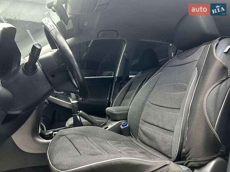 Внедорожник / Кроссовер Toyota RAV4 2007 в Черновцах