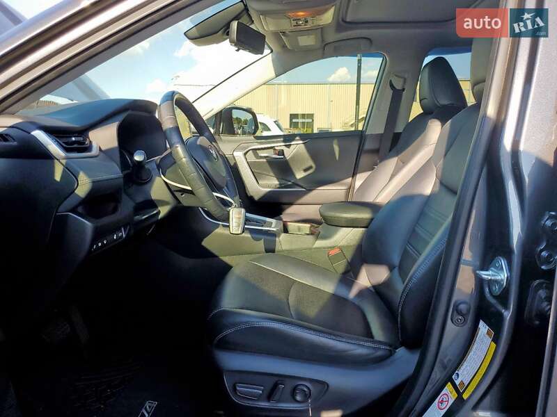 Позашляховик / Кросовер Toyota RAV4 2019 в Харкові фото 7 Позашляховик / Кросовер Toyota RAV4 2019 в Харкові