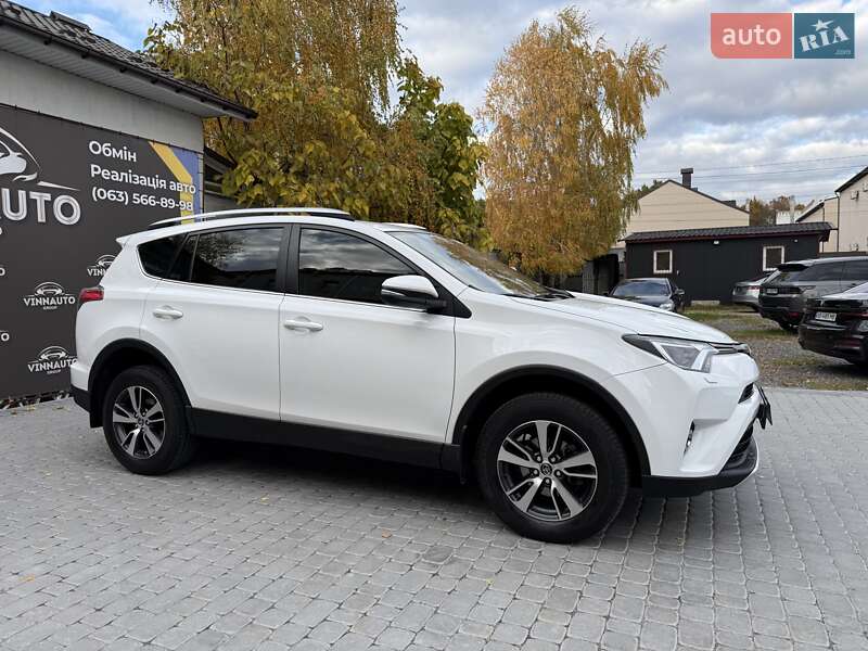 Внедорожник / Кроссовер Toyota RAV4 2017 в Виннице фото 8 Внедорожник / Кроссовер Toyota RAV4 2017 в Виннице