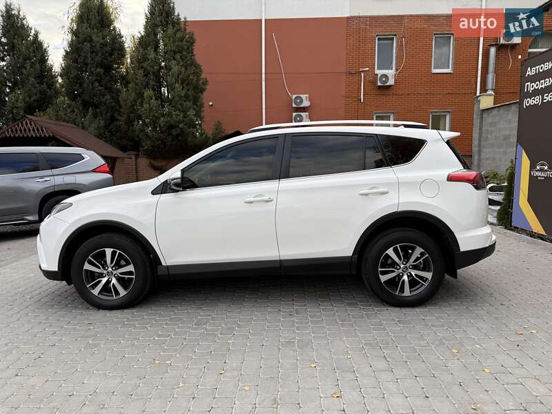 Внедорожник / Кроссовер Toyota RAV4 2017 в Виннице фото 23 Внедорожник / Кроссовер Toyota RAV4 2017 в Виннице