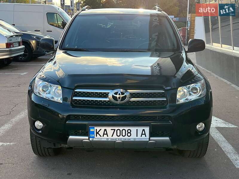 Внедорожник / Кроссовер Toyota RAV4 2008 в Киеве