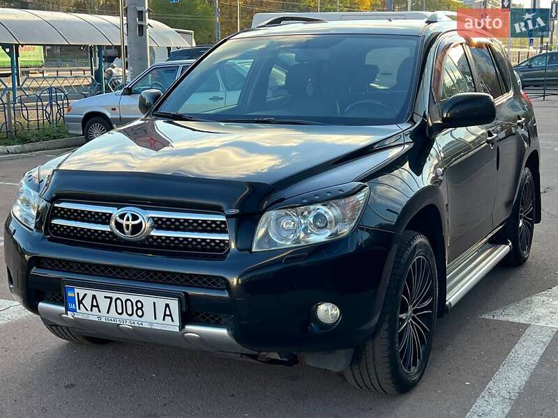 Внедорожник / Кроссовер Toyota RAV4 2008 в Киеве