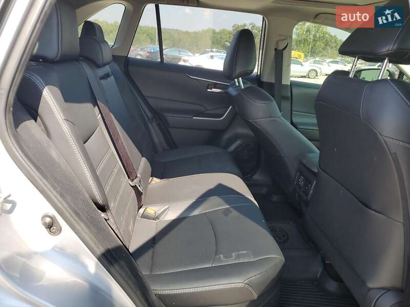 Внедорожник / Кроссовер Toyota RAV4 2023 в Львове фото 11 Внедорожник / Кроссовер Toyota RAV4 2023 в Львове