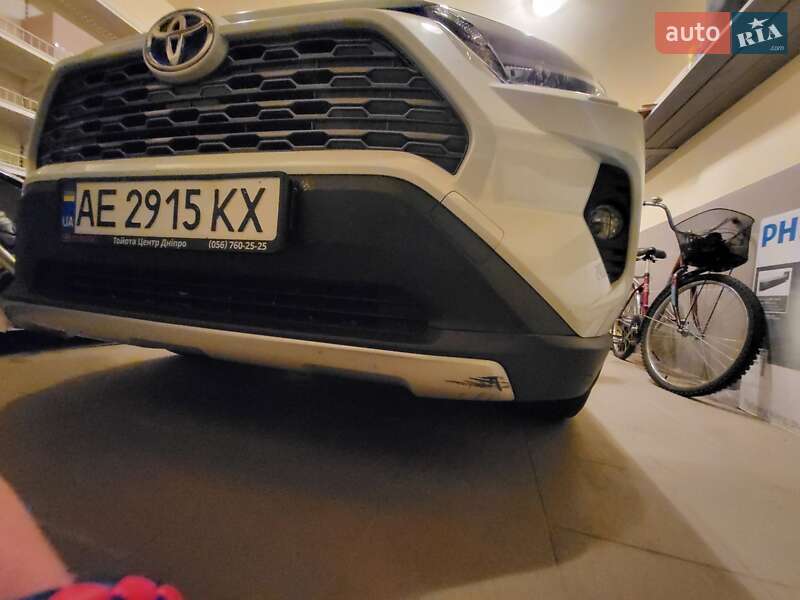 Внедорожник / Кроссовер Toyota RAV4 2019 в Днепре фото 3 Внедорожник / Кроссовер Toyota RAV4 2019 в Днепре